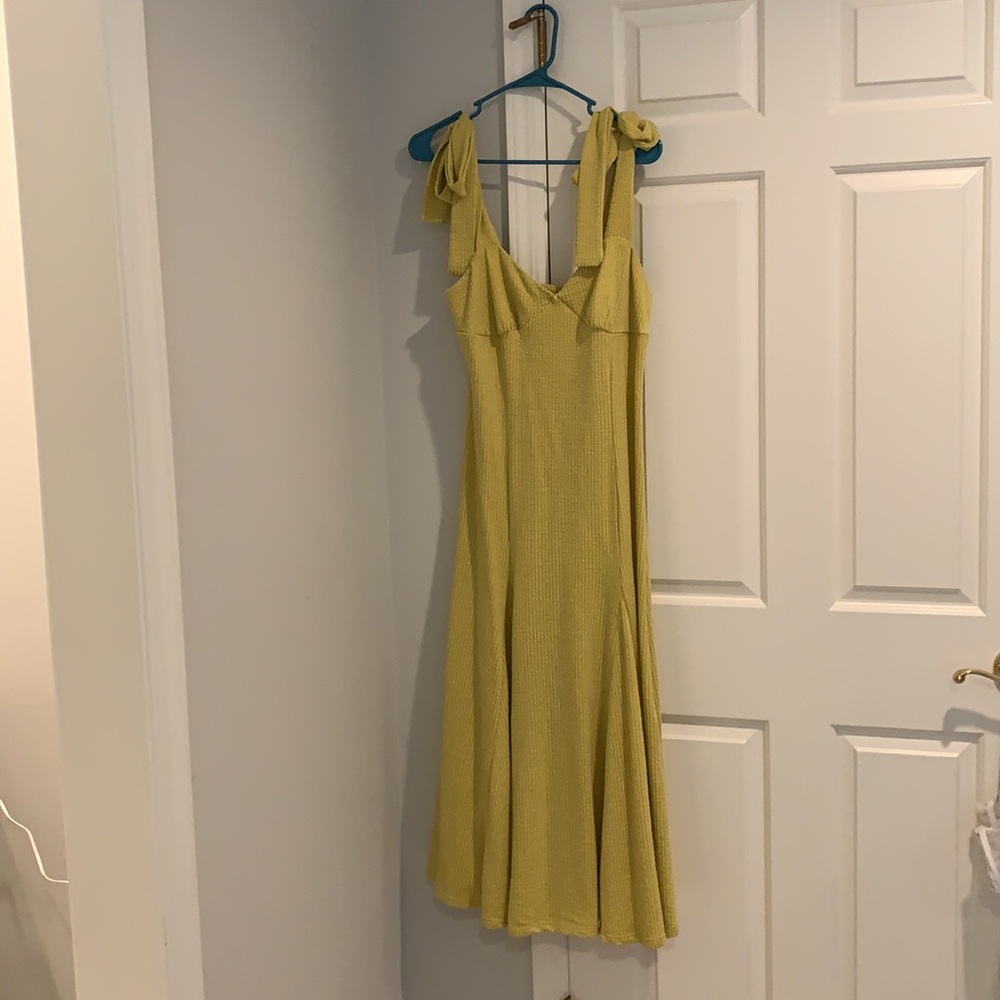 En Saison Bonnie Midi Dress
